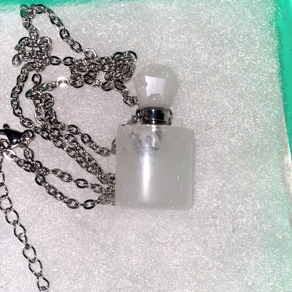 Natural Quartz Perfume bottle Sterling Silver Necklace 16-18” - Picture 3 of 4